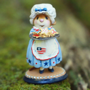 LTDM601a Mrs Liberty Belle Claus 2 LTDM601a Mrs Liberty Belle Claus 2